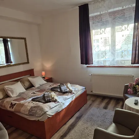 Diofa Vendeghaz Apartment *
